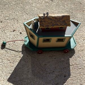 1994 Noah’s Arc Hallmark Ornament with animals